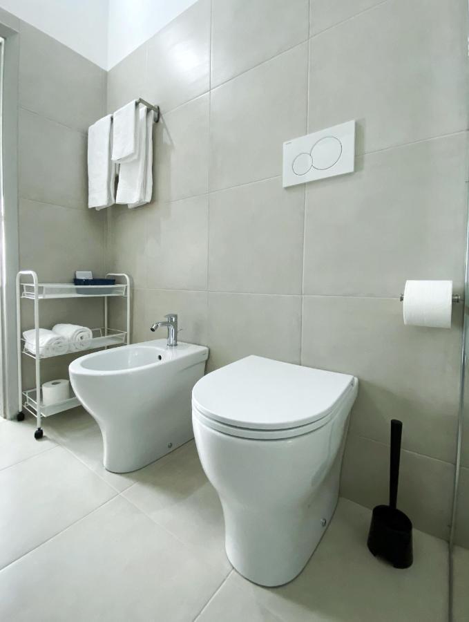 Hotel Dinarica Marotta Bagian luar foto